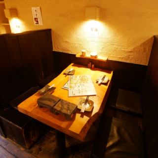 和モダンなテーブル席！