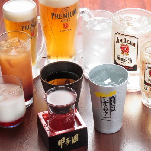 The all-you-can-drink option is 2,000 yen (tax included), and the menu is extensive.