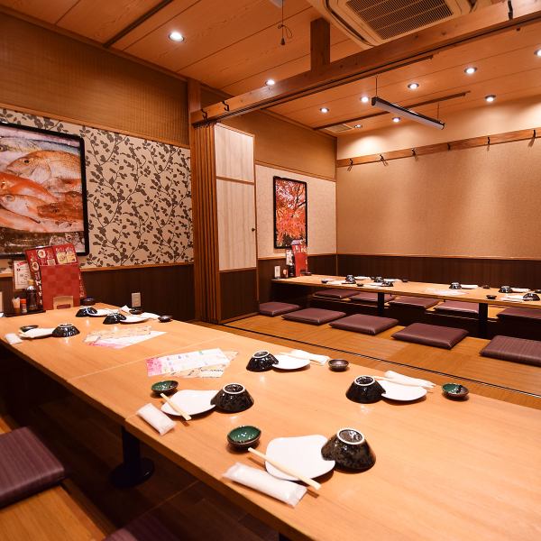 Conveniently located about 4 minutes walk from Ebina Station! The sunken kotatsu banquet hall that can accommodate up to 40 people is recommended for all kinds of banquets ♪ The adult space with a calm atmosphere based on Japanese style is perfect for any occasion... ◎ Lunch banquet We are also very welcome ♪ For lunch parties, lunches, moms' gatherings...♪ Please feel free to contact us ♪ Children are also welcome ♪ For banquets, drinking parties, girls' parties...♪