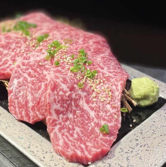 【海鮮×肉】道南ブランド牛「しんきん牛」と道南発厳選食材を落ち着いた雰囲気で提供