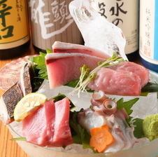 [Order rate almost 100%] Our popular menu! Assorted sashimi icebergs 5 types 759 yen (tax included) ~