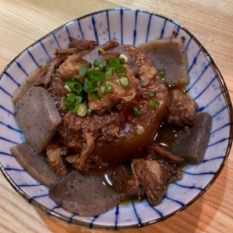 国産牛すじ・大根・こんにゃくの煮込み