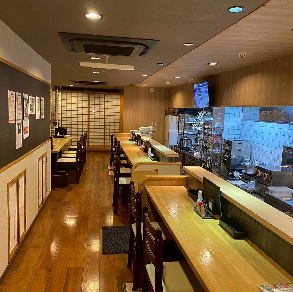 地ビールと定食が気軽に楽しめる大人の隠れ家ダイニング。