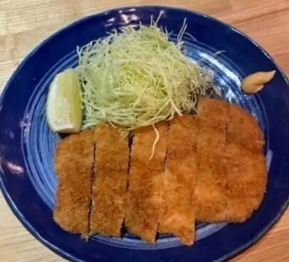 自家製ラードで揚げるロースとんかつ（国産肉）