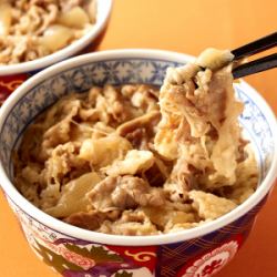 양로 쇠고기 덮밥 〆에 정확하게 작은 배 크기.