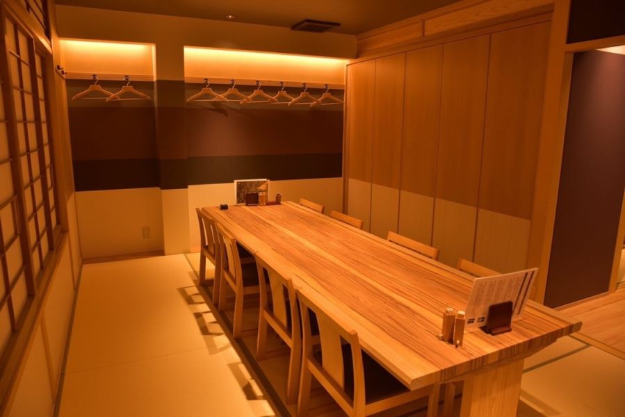 個室のお座敷テーブル席は、最大35名様迄宴会可！忘年会/新年会/歓迎会/送別会など各種宴会におすすめ！！
