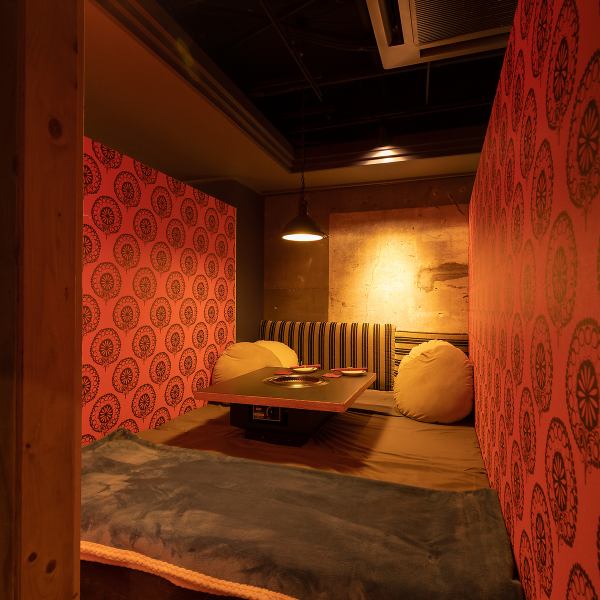 [Bed type private room] 2022/11/26 new release! Yakiniku in bed.If you do the best, you'll be Akan.The smokeless roaster does not cause any odor.A night like that, when the distance between you and that person gets closer.A charge of 1,100 yen (sheets) will be charged per room.
