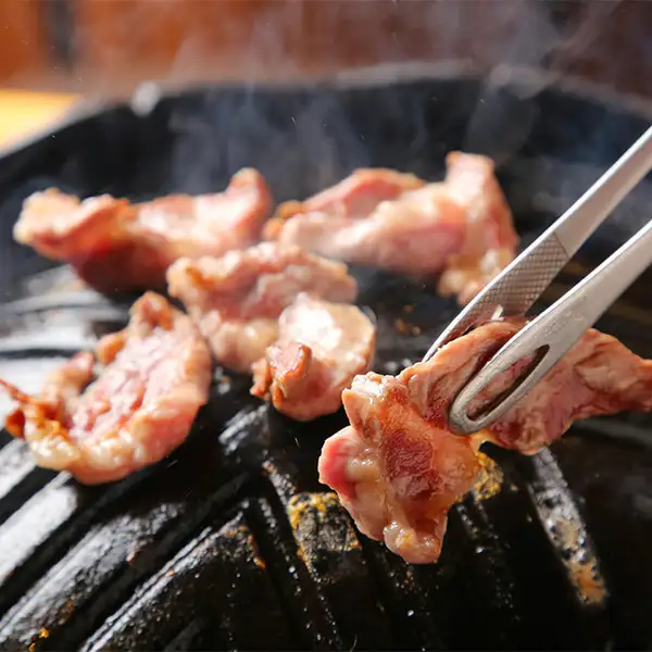 【大人気!迷ったらまずはこれ◆】≪一度食べたら虜に≫プレミアムラムジンギスカン 1人前2,750円(税込)