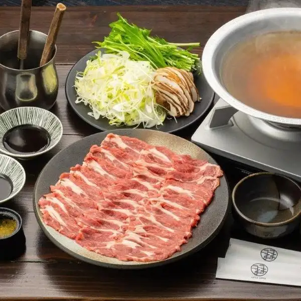 【こだわり詰まった逸品◆】≪出汁だけでも美味しい≫プレミアムラムしゃぶしゃぶ 1人前2,900円(税込)