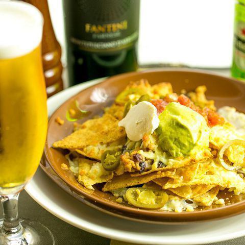 나초스 사치품 토핑 《Nachos》