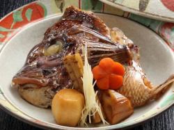 [名物]鯛かぶと煮付け