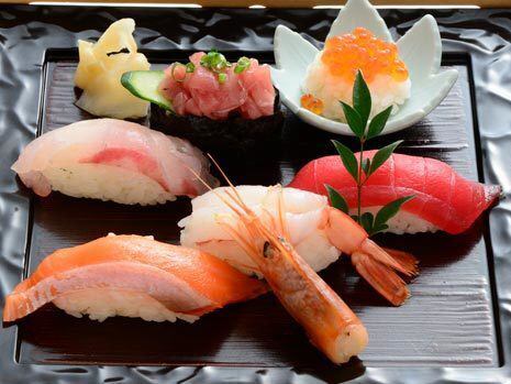 Hana Gozen (sushi platter)