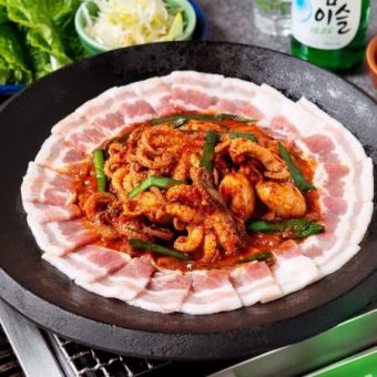 ★大人気！チュクミサムギョプサル＋飲み放題120分付き！ 3,939円