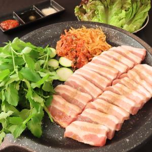 很受欢迎！米纳里五花肉