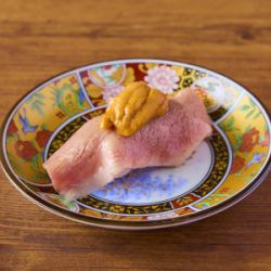 와규 어깨 로스의 볶은 고기 스시 Feat.운탄