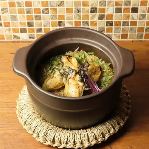 牡蠣の土鍋ご飯
