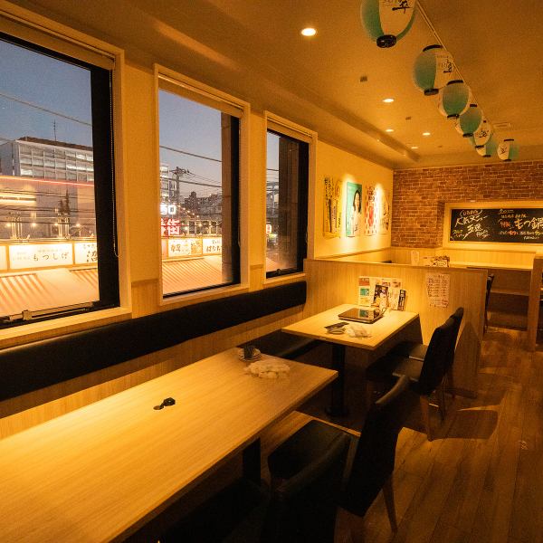 [3 minutes on foot from Yokohama Station ◎] Good access location facing Yokohama Mobil ♪ It's also convenient when coming by train on each line! Hiyoshi Shoten has a calm atmosphere where you can use it with like-minded friends! We also recommend ♪ We are waiting for you with a satisfying all-you-can-eat and all-you-can-drink course ♪ For year-end parties, welcome and farewell parties, and private parties ♪