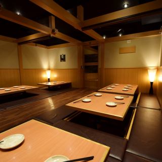 The private sunken kotatsu rooms, which can accommodate up to 25 people for banquets, are very popular.Easy access, just 2 minutes walk from Iwakura Station!