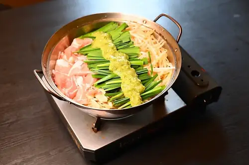 Wasabi Hot Pot with Chami Pork (1 serving)
