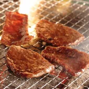 【简易套餐】性价比最高！里町园烤肉自助餐3,480日元（含税）