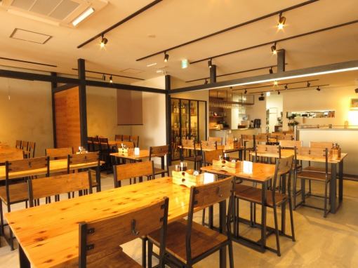 最大80名様OK!スクリーンやマイクも使える♪【日曜限定!結婚式2次会パーティープラン】4000円