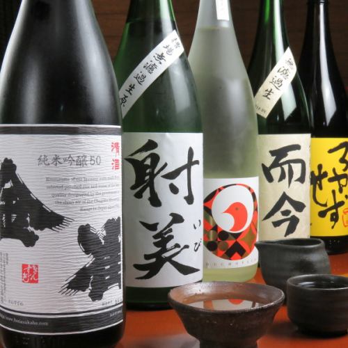 【日本酒ならお任せ！】定番から日替わりで希少な日本酒まで堪能出来ます！