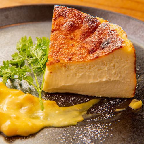 Rich cheese cake, which is a hot topic in the media, is also available for lunch♪