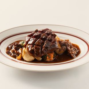 牛タンローストのビーフシチュー仕立て