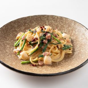 イタヤ貝の味噌バタークリームパスタ