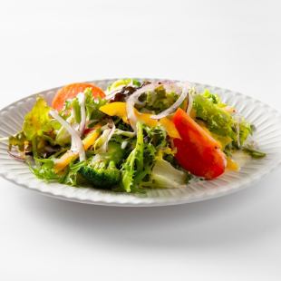 彩り野菜のミックスサラダ　ハニーマスタードドレッシング