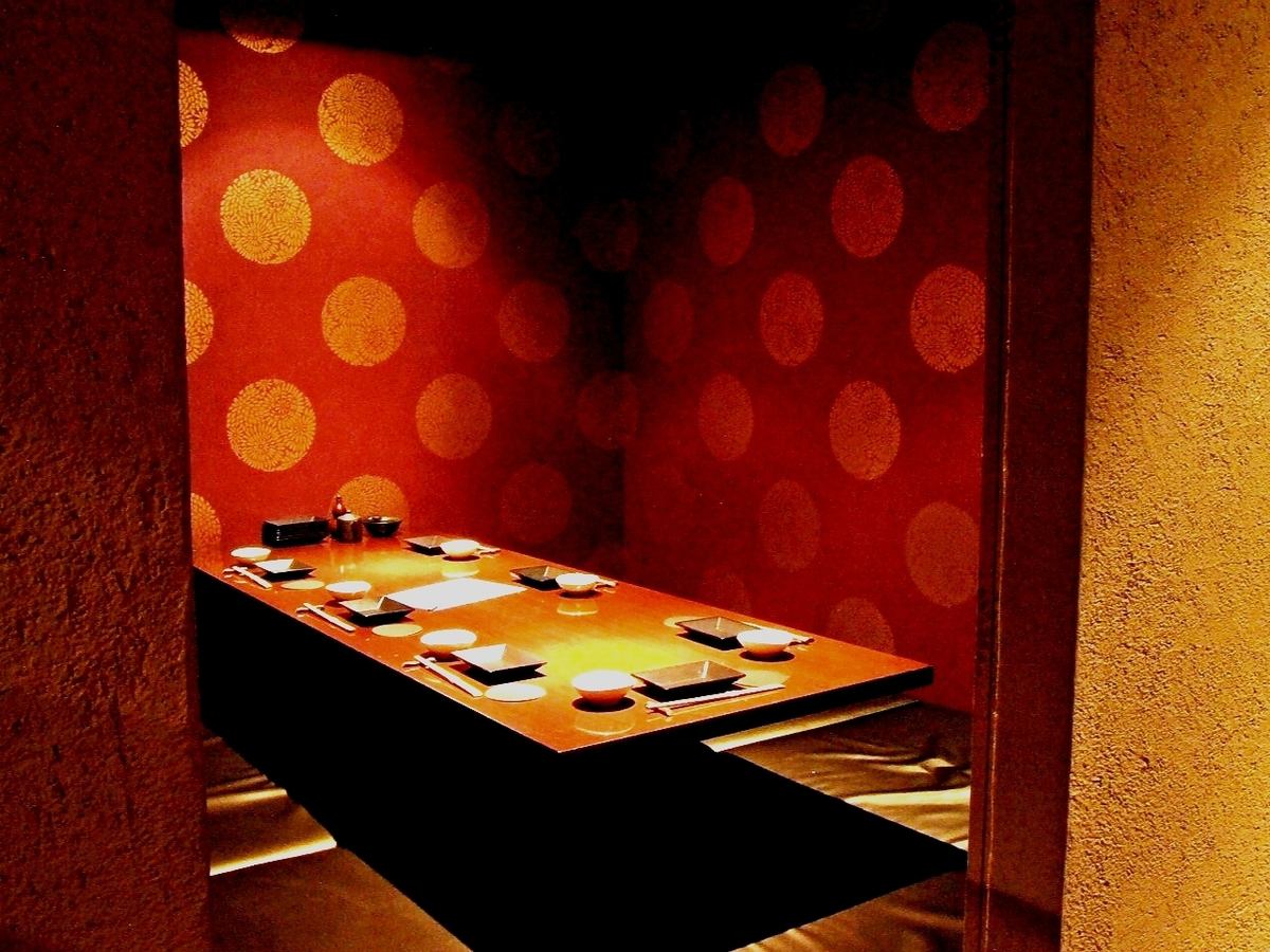 Right next to Kanda Station.We offer a relaxing private room with beautiful indirect lighting.Also for entertaining ◎