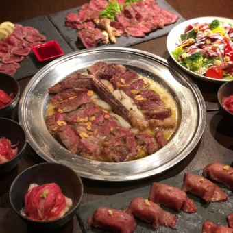 【人气最旺】T骨牛排、肉寿司、海鲜的奢华夜晚，5,500日元套餐7道菜+2小时【无限畅饮】