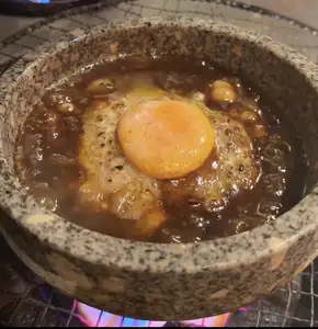 熱々石焼きハンバーグ