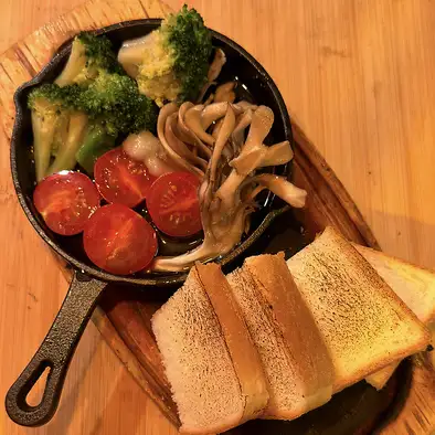 キノコ野菜のアヒージョ