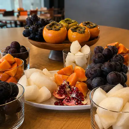 [Weekdays] Aloft Lunch Salad Bar with All-You-Can-Eat Autumn Fruits