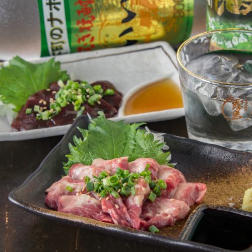 "Fresh liver sashimi" and "tan sashimi" that you can't easily taste at other stores