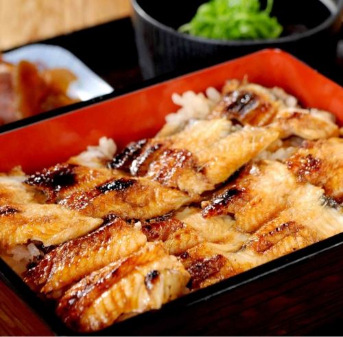 名物・特製穴子めし2500円