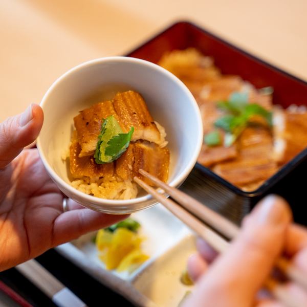 【ランチ】　廣島名物　特製穴子めし