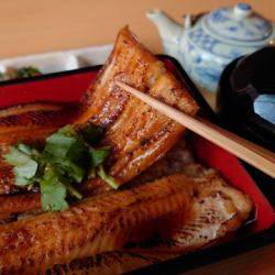 【復刻】炙り煮穴子めし（汁物・薬味・お出汁付き）