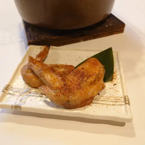 鶏手羽のピリ辛香味焼　2本