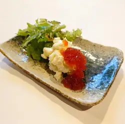 ごろごろポテトサラダ いくらのせ