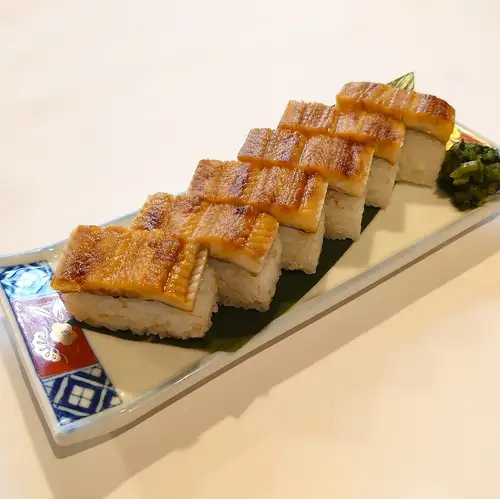 穴子の押し寿司