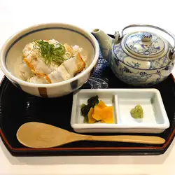 穴子の出汁茶漬け