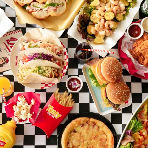「見て楽しい、選んで楽しい、食べて美味しい!」ビュッフェ料理