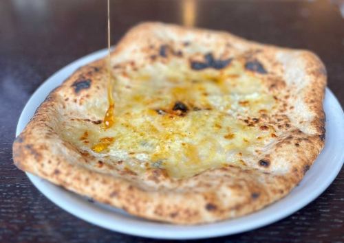 クアトロフォルマッジ