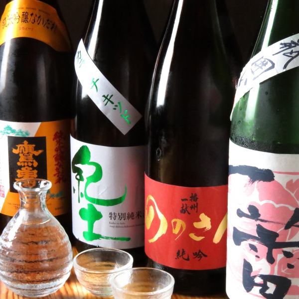 寿司・天ぷらに合わせた店長厳選全国から集めた日本酒もご用意…