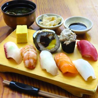 【午餐】今日10个“寿司午餐”1800日元（含税）