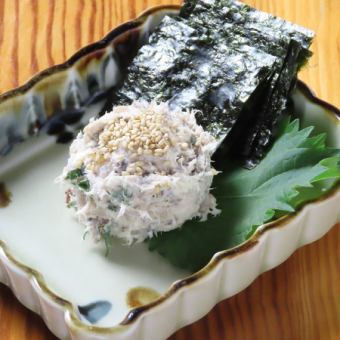 焼鯖といぶりがっこのチーズ和え