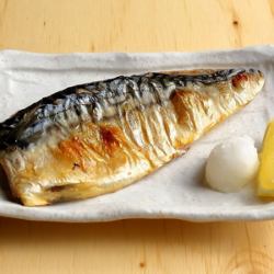 Grilled salted mackerel