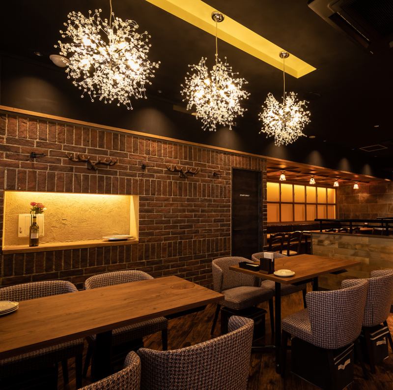 お席 Pizza Wine カヤバール 高槻本通り店